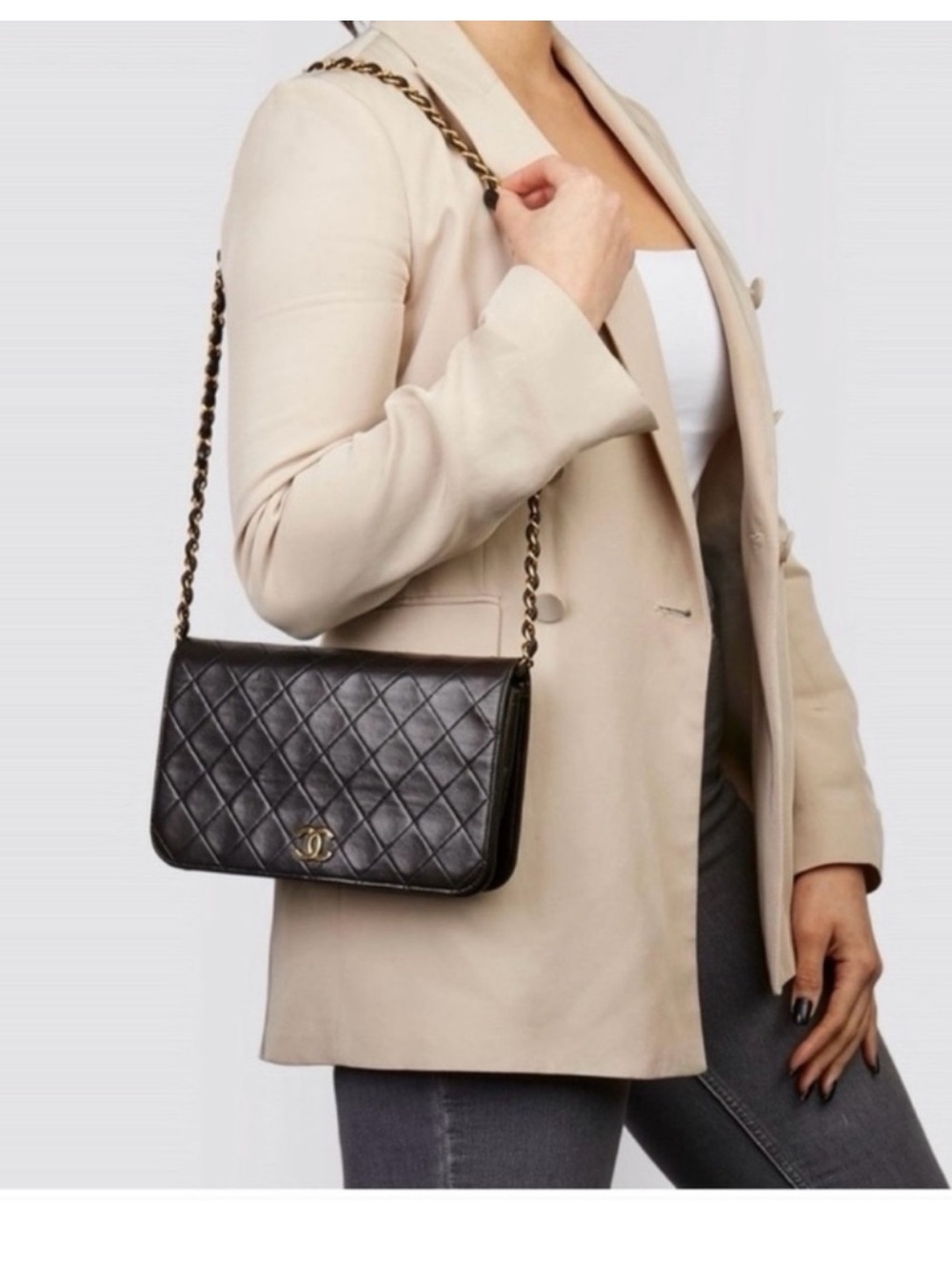 Authentic CHANEL 24k gold plated black lambskin classic flap shoulder bag - Picture 2 of 12